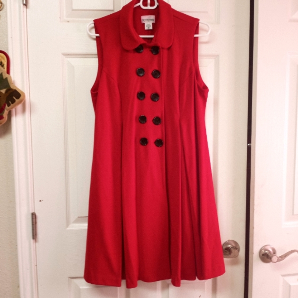 Red Sleeveless A-Line Dress with Double-Breasted Buttons